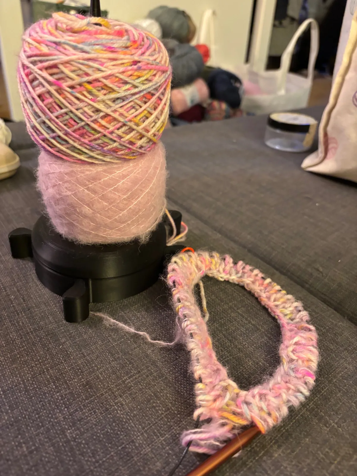 Garn og de første masker – Novice Sweater