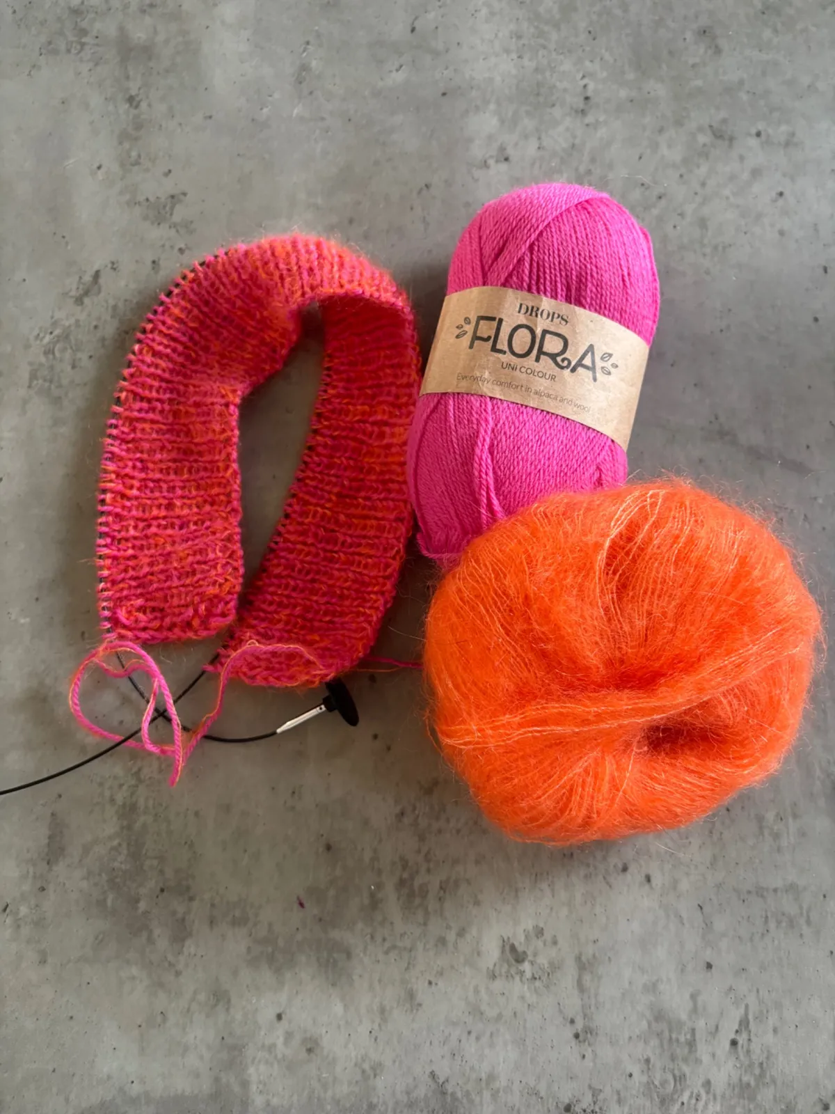 Garnet i Magenta og Gulerod sammen med starten på kraven
